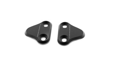 VALTER MOTO MIRROR HOLES COVERS IN BLACK YAMAHA R6 2017-2024 / R7 2021-2024 image