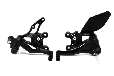 VALTER MOTO T1.5 ADJ REARSETS  GSXR600 01-03 / GSXR750 00-03 / GSXR1000 01-04  IN BLACK image