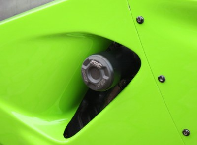 1 PAIR GSG PROTECTORS, KAWASAKI ZX9R B1/4 1994-97, NO MODIFICATIONS REQUIRED image