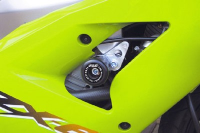 1 PAIR GSG PROTECTORS, KAWASAKI ZX6R/ZX636 03-04, NO MODIFICATIONS REQUIRED image