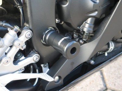 1 PAIR GSG PROTECTORS, YAMAHA YZF-R6 (RJ11) 06-07, NO MODIFICATIONS REQUIRED image