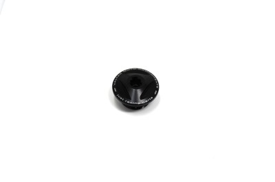 VALTER MOTO EXTREME OIL FILLER CAP IN BLACK APRILIA RSV4 2017-2024 / TUONO V4 2021-2024 image