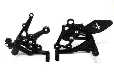 VALTER MOTO T1.5 ADJ. REARSETS KAWASAKI NINJA 400 18-24 IN BLACK image