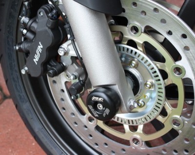 1 PAIR GSG FRONT AXLE SLIDERS HONDA CB600 HORNET 1998-01 / CROSSRUNNER 800 2011 ON image