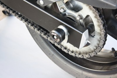 1 PAIR GSG REAR AXLE SLIDERS SUZUKI GSX650F 2008 ON image