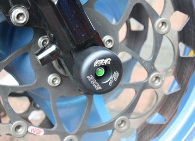 1 PAIR GSG FRONT AXLE SLIDERS KAWASAKI ZX12R 2000-01 image