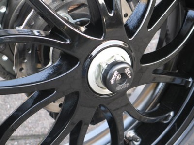 1 PAIR GSG REAR AXLE SLIDERS TRIUPMH SPEED TRIPLE 1050 2005ON image