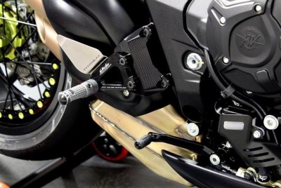 VALTER MOTO T3.5 ADJ REARSETS MV AGUSTA DRAGSTER 800 E4 18-24 IN BLACK (EURO 4) image